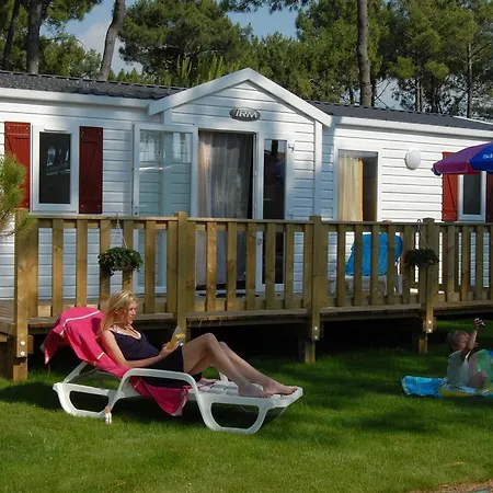 Parque de Campismo Officiel Siblu Domaine De 4*